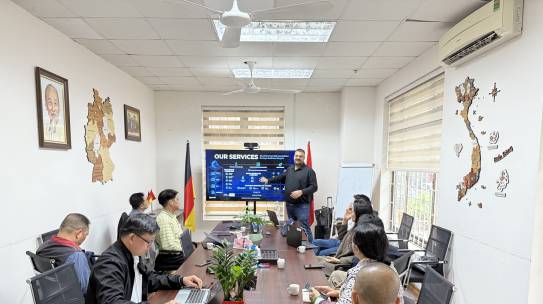 TRIỂN KHAI GIẢI PHÁP TRƯỜNG HỌC SỐ AI TẠI VIỆT NAM